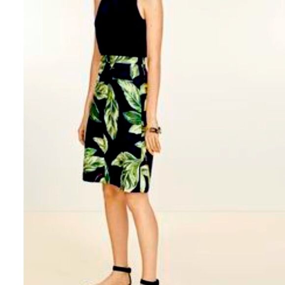 New Ann Taylor botanical linen a-line skirt. Size 4P - Picture 2 of 6